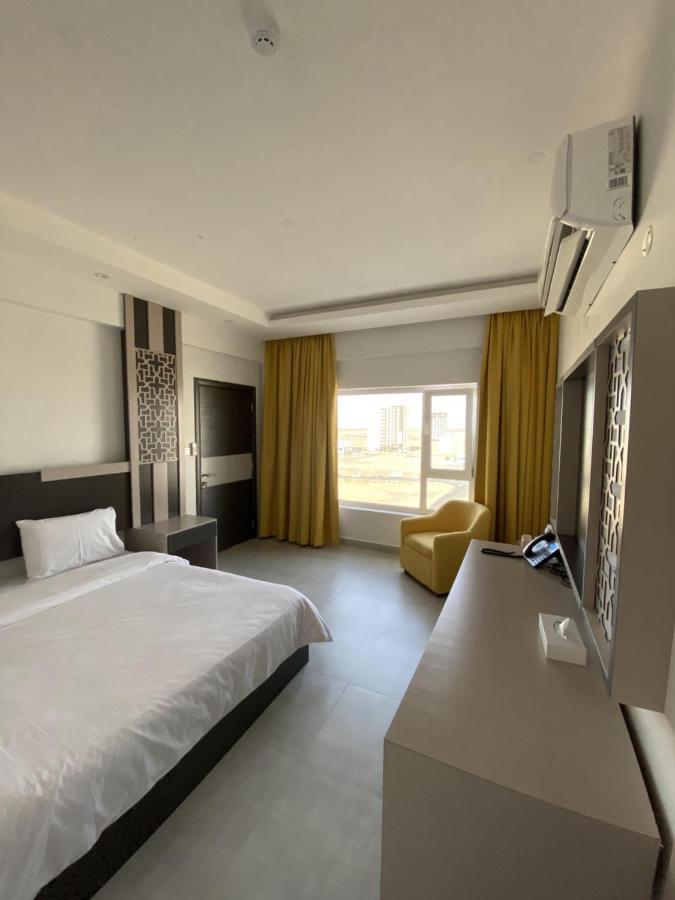 Alfalak Hotel Seeb ภายนอก รูปภาพ